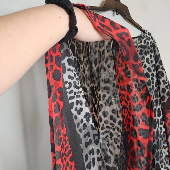 Lane Bryant Kaftan Shirt. Black grey red leopard print. Semi sheer. Size 14/16. - Picture 7 of 14